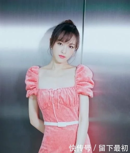 许佳琪为何放弃刘海？当看到她的齐刘海旧照，