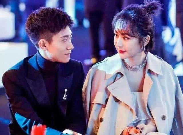 杨紫“另类”祝福张一山，揭露俩“老戏骨”为