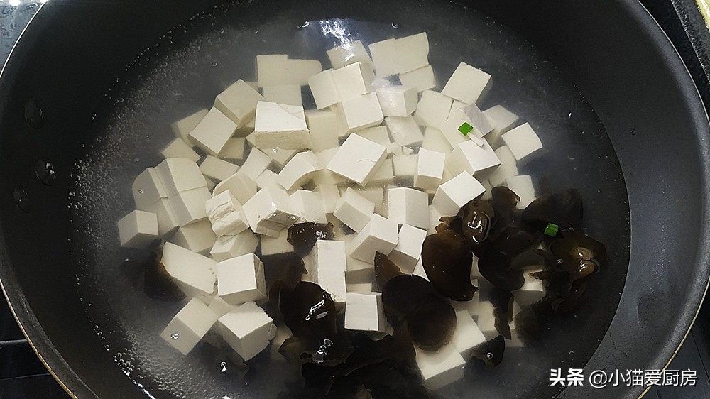 图片[6]-“川式凉拌豆腐”这样做好吃 三伏天来一份 开胃爽口 特下饭-起舞食谱网