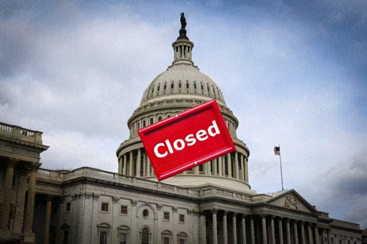 川普上演最後的瘋狂，爆炒內閣部長魷魚，美國政權交接會不會亂？