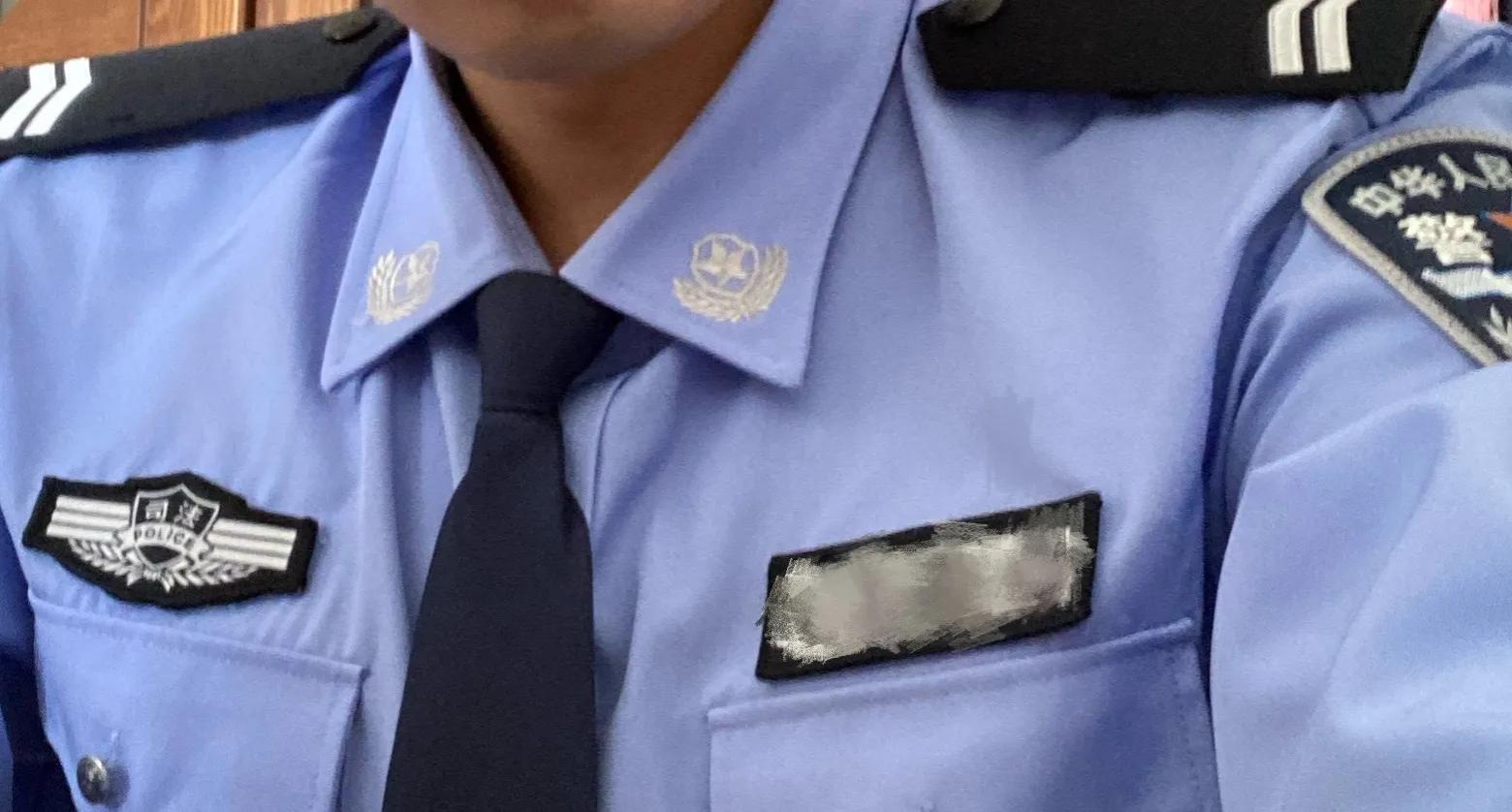 默默付出70载监狱警察70年警服变迁