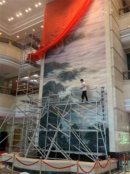 邢东绘画作品创造吉尼斯世界纪录，华人的骄傲