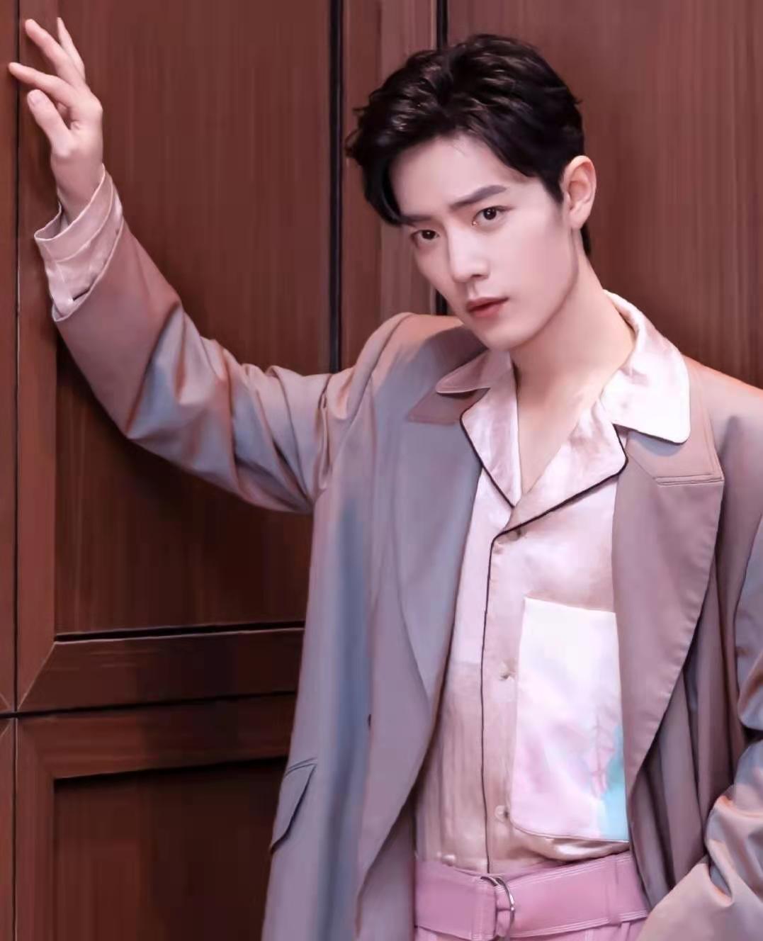 Xiao Zhan breaks up sing " broken silkworm " ! Expose to the sun " bottle collect " OST transcribe ends, sing 3 song in all