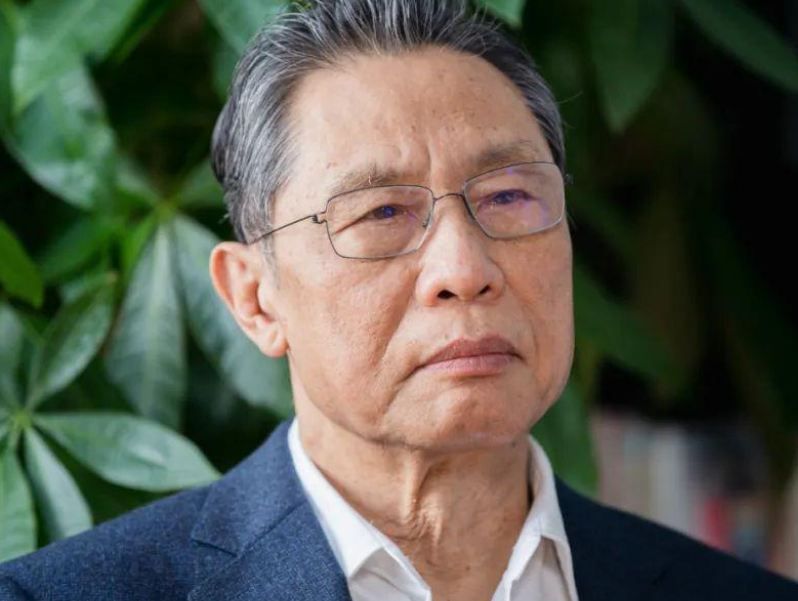 美国谎言被拆穿，加拿大放出重磅消息，钟南山