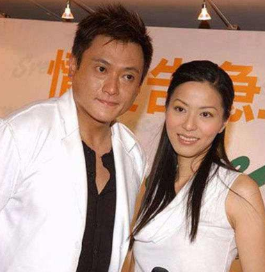 朴素大学生嫁大20岁著名男星，出轨富豪鲜肉，他成了心机女的跳板