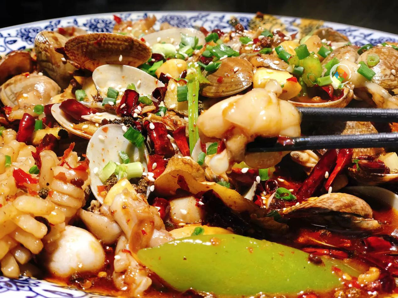 重庆人最爱吃的10家江湖菜，网红餐厅口碑差，饭粑跎不愧是老字号