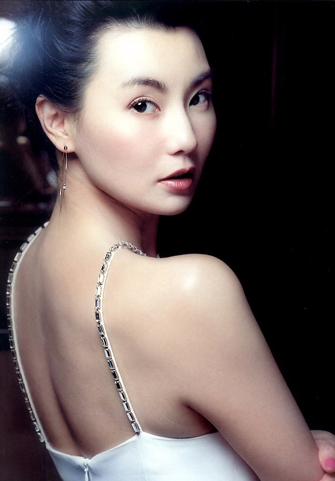 12位不生孩子的香港女星，有人幸福，有人后悔，