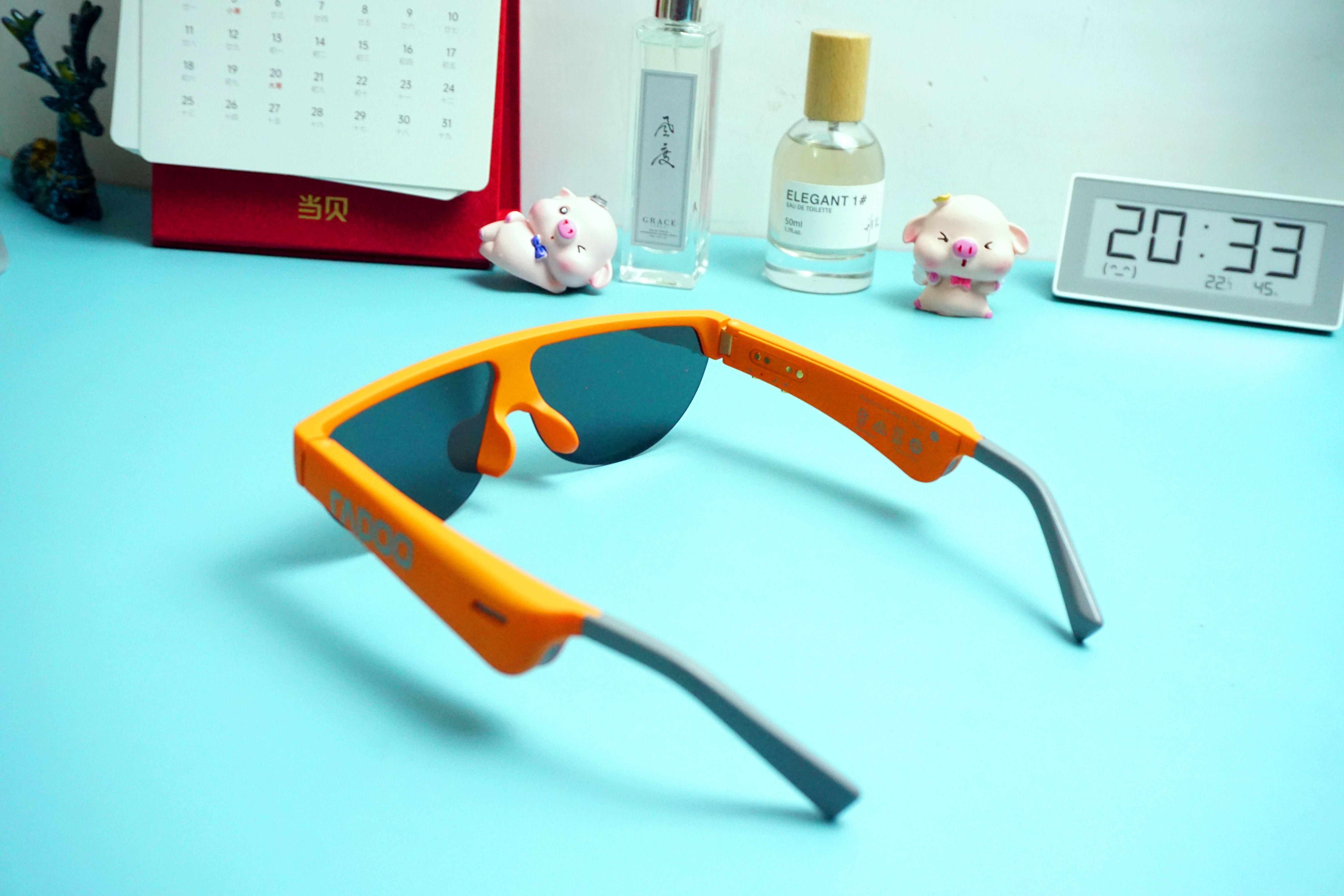 时尚与科技的碰撞，雷柏Z1style智能眼镜开启视听新境界
