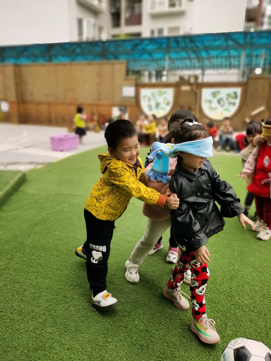 眼睛的秘密——四川天府新区华阳幼儿园南区小一班安全主题活动