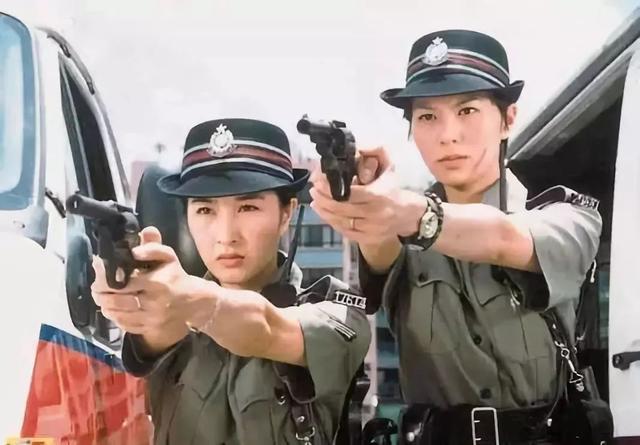 《陀枪师姐》重拍，女主滕丽名三段感情都被骗，如今转正终获幸福