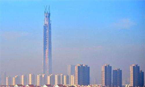 摩天大楼“乱象”频发，为何各地那么喜欢建高