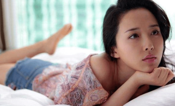 有种“女神”叫做13年后的嫦娥，她换下古装，网友：这谁能不爱啊