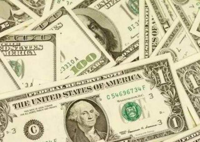 美元时代或要结束？美国向全世界“征税”，没