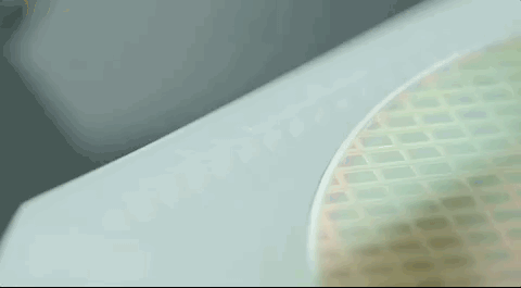 世界首个2nm制程芯片公布！这次IBM跑在了台积电三星英特尔前面