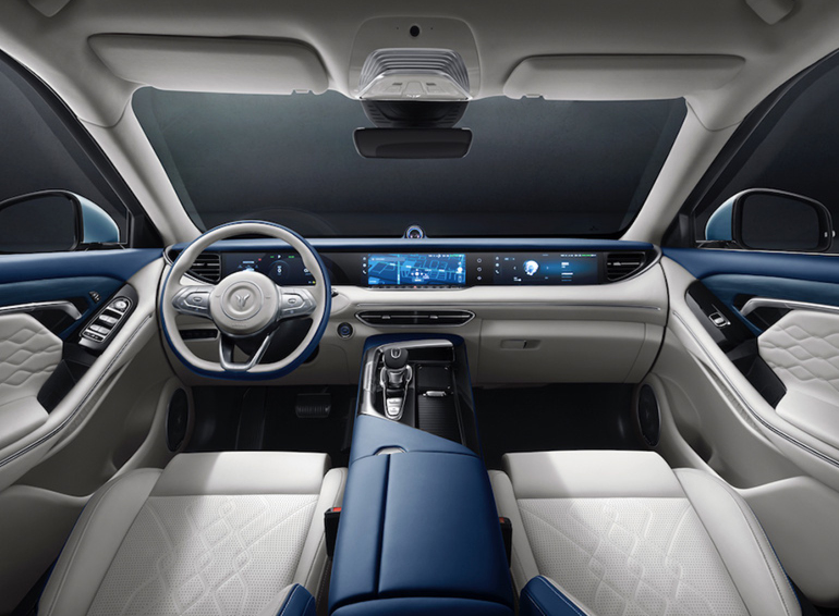 性能级智能电动SUV岚图FREE，能在中大型高端SUV市场分一席之地吗