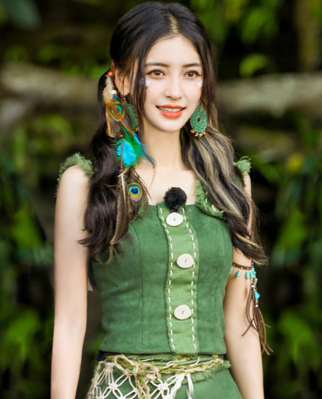 baby戴眼罩鼻子挤压变形，鼻梁形状暴露是否原装