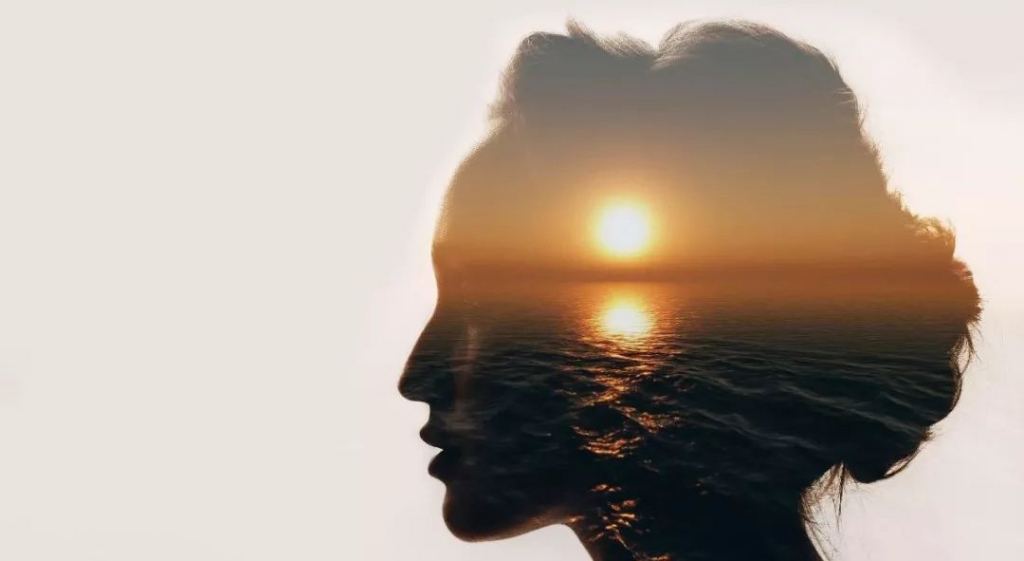 性生活的最佳頻率到底是多少？心理學家：並非越多越好