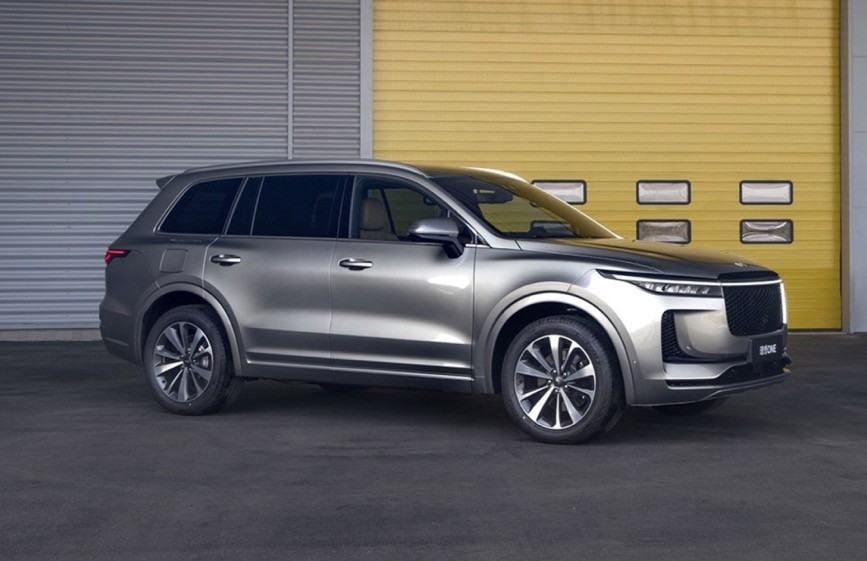 性能级智能电动SUV岚图FREE，能在中大型高端SUV市场分一席之地吗