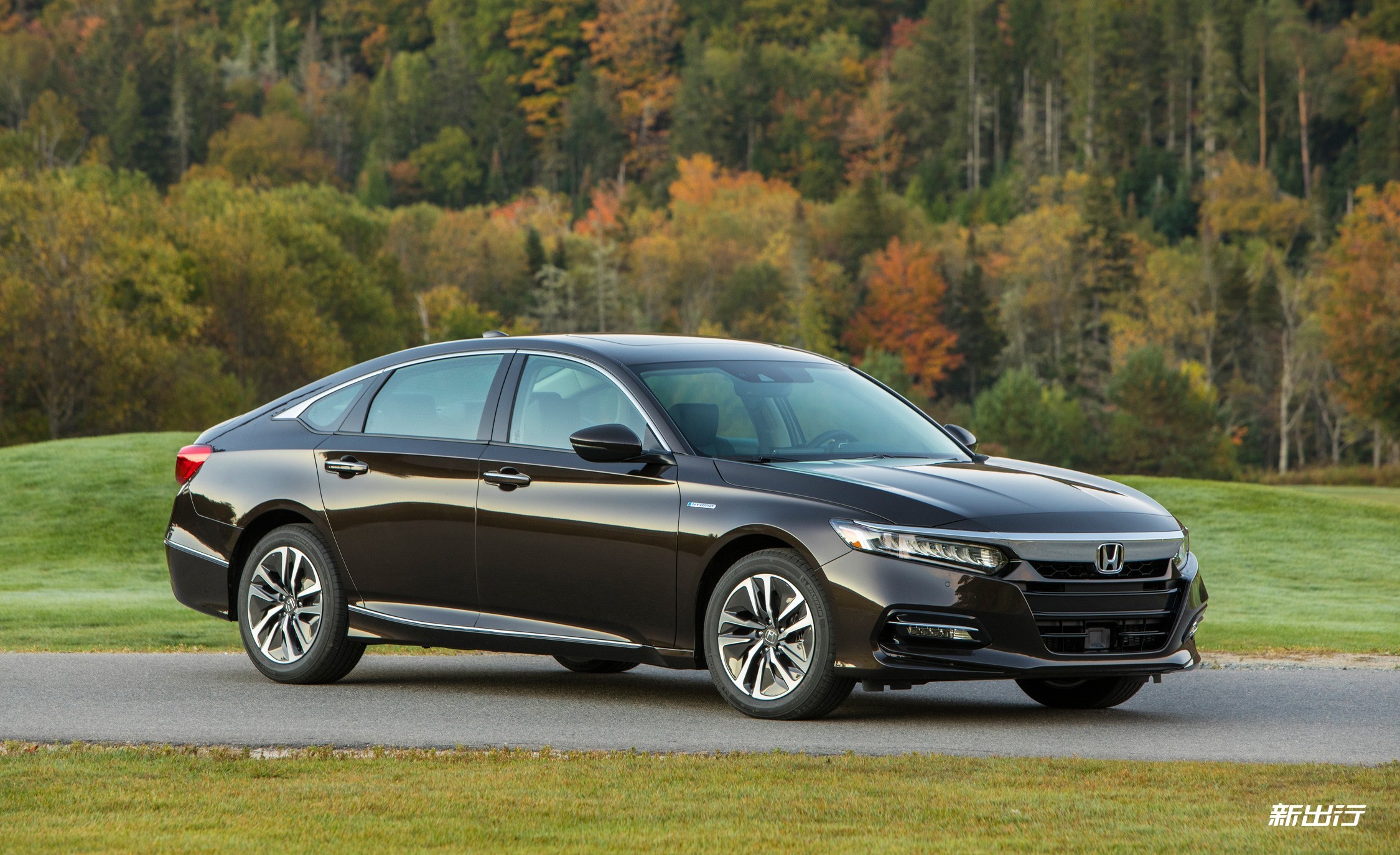 索纳塔轴距-大灯-座椅-易车