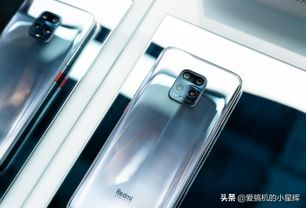 仅1899元，8GB+256GB+屏幕指纹+四摄，你会买吗？
