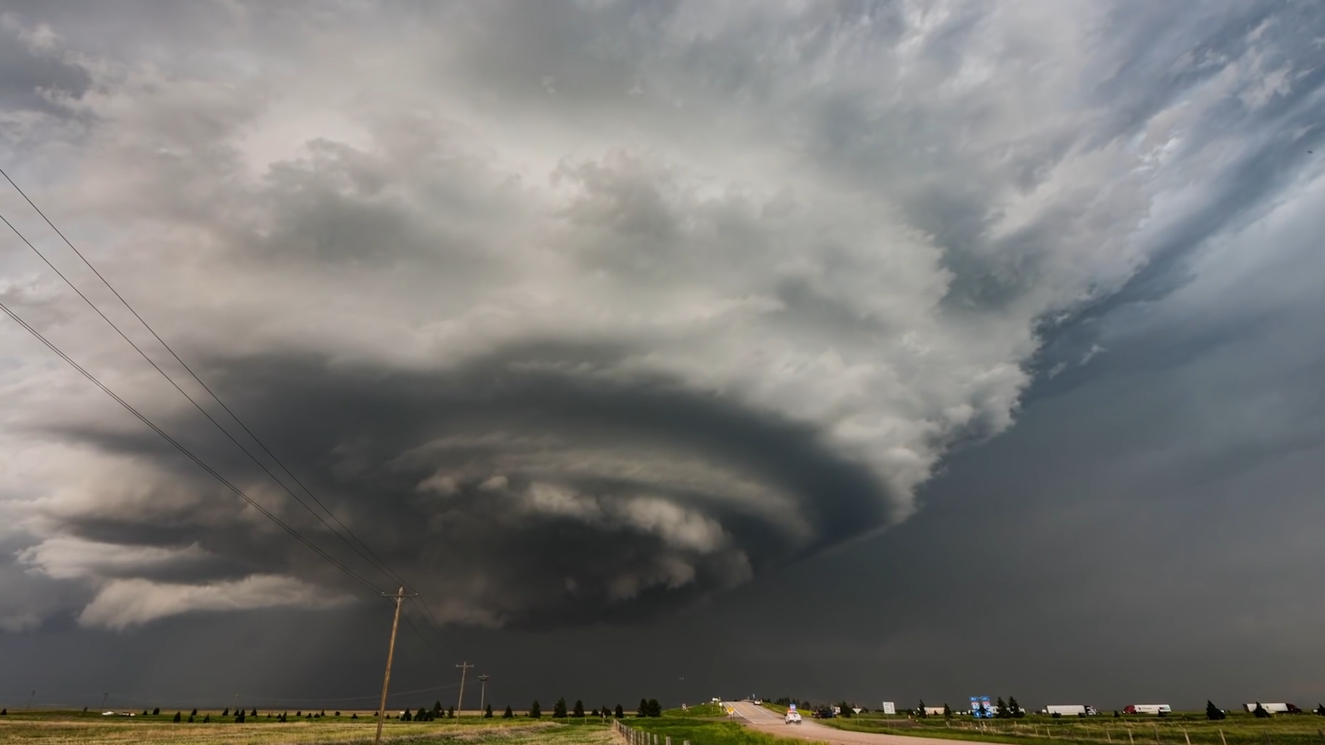 危險來臨前的警告，自然災害不可控，但是發生危險時會給你信號