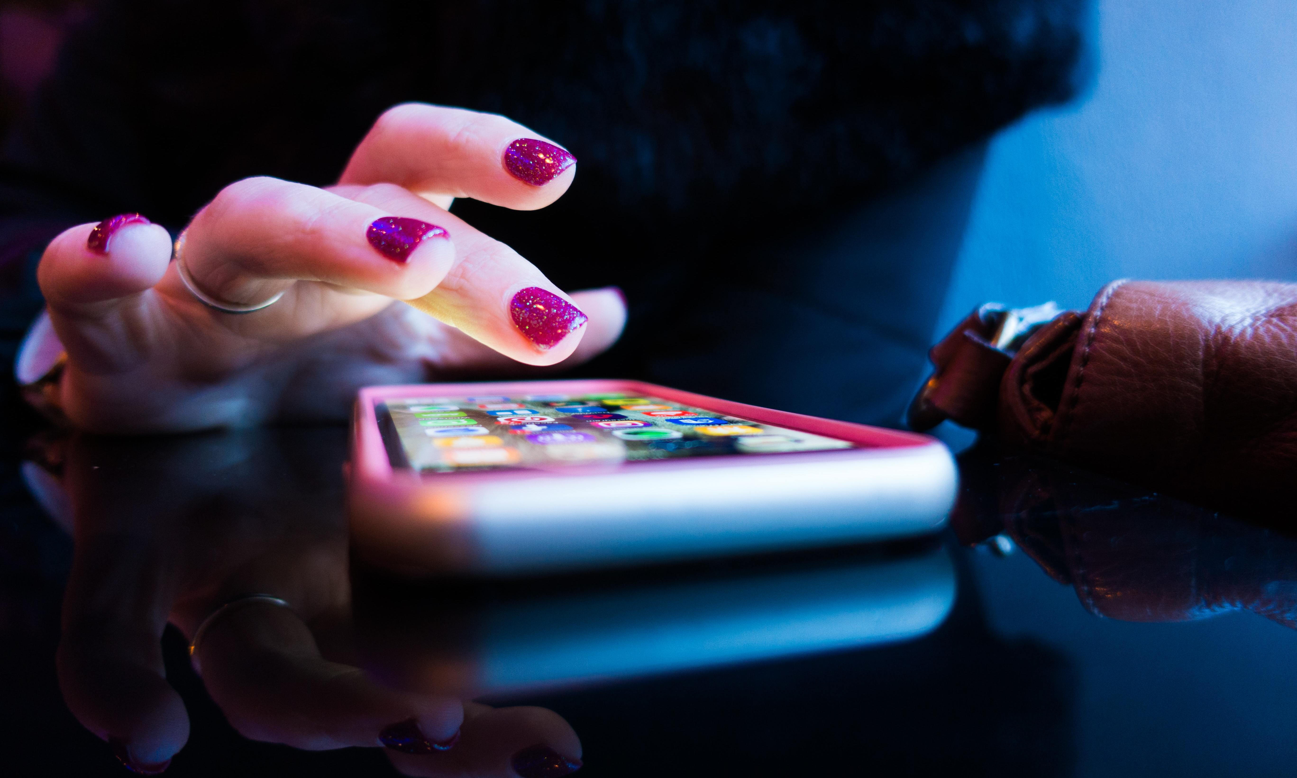 Cheated 30 million yuan? Synthetic big watermelon is revulsive advertisement provokes censure, low fills a telephone bill is cover