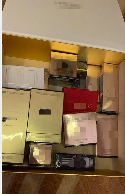 网曝金晨送姐姐们上万护肤品，连工作人员都有，这也太豪气了吧