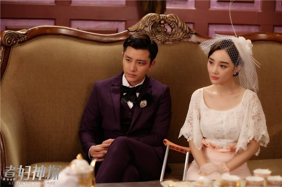 贾乃亮目睹别人求婚，情绪失控掩面而泣，疑想