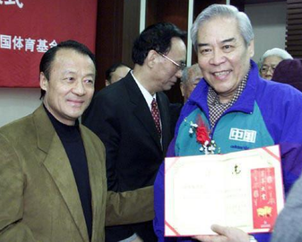 中国男篮最年轻主帅：24岁接手国家队 培养出国