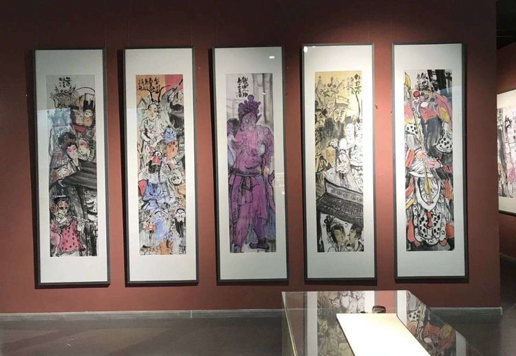 庆祝建国71周年王若林中国画人物展在威海开幕