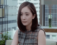 靠怼明星出名的主持人，易立竞又当又立，让人生厌！杨幂都秒怂