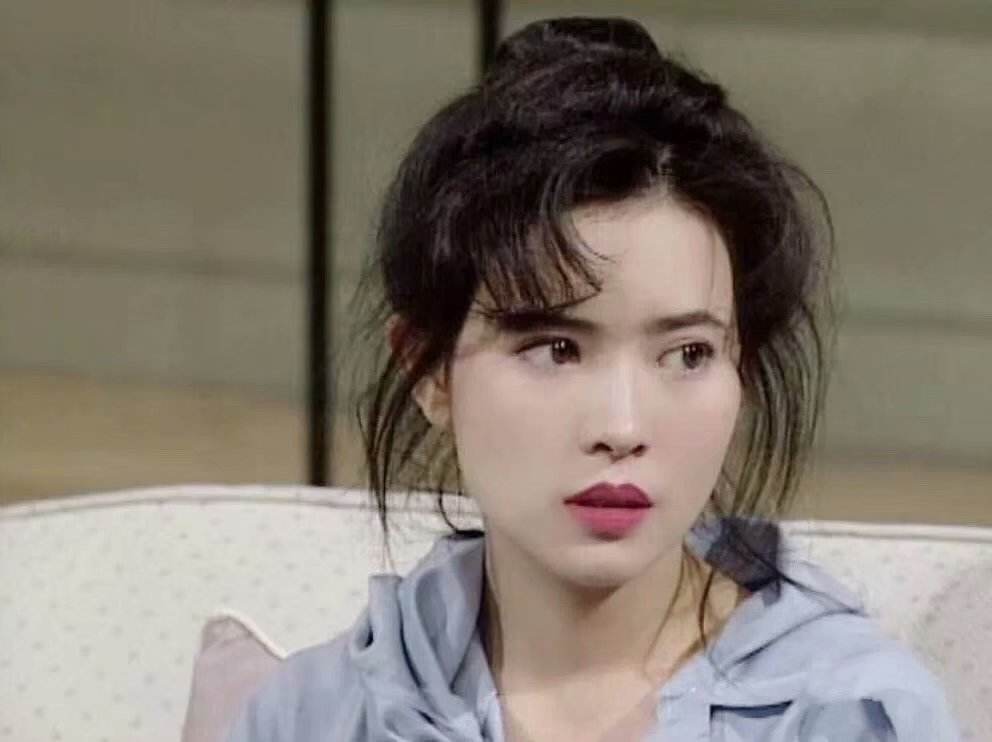 最悲惨女星蓝洁瑛：屡遭封杀，因多次性侵致疯，2任男友自杀身亡