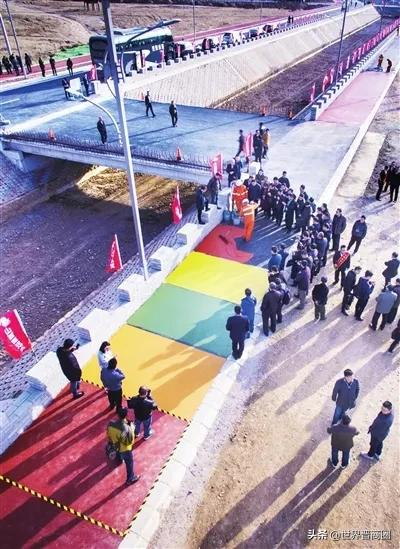 中国路保姆-喜跃发!条条大路宽又广……