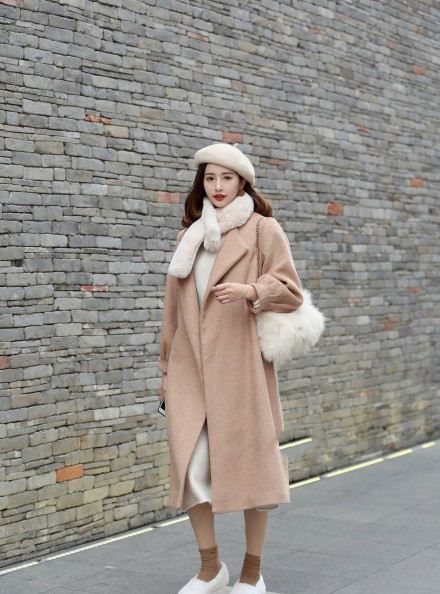 真正见过“世面”的女人，搭配大衣不会选这3种