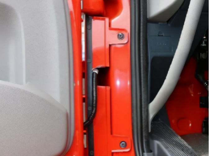 �г��е����Ῠ�𽺼�������ʶ֪���٣�