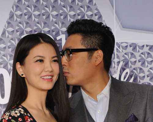 “无法”离婚的四位男星，每个老婆都是长相出众，还都有亿万身家