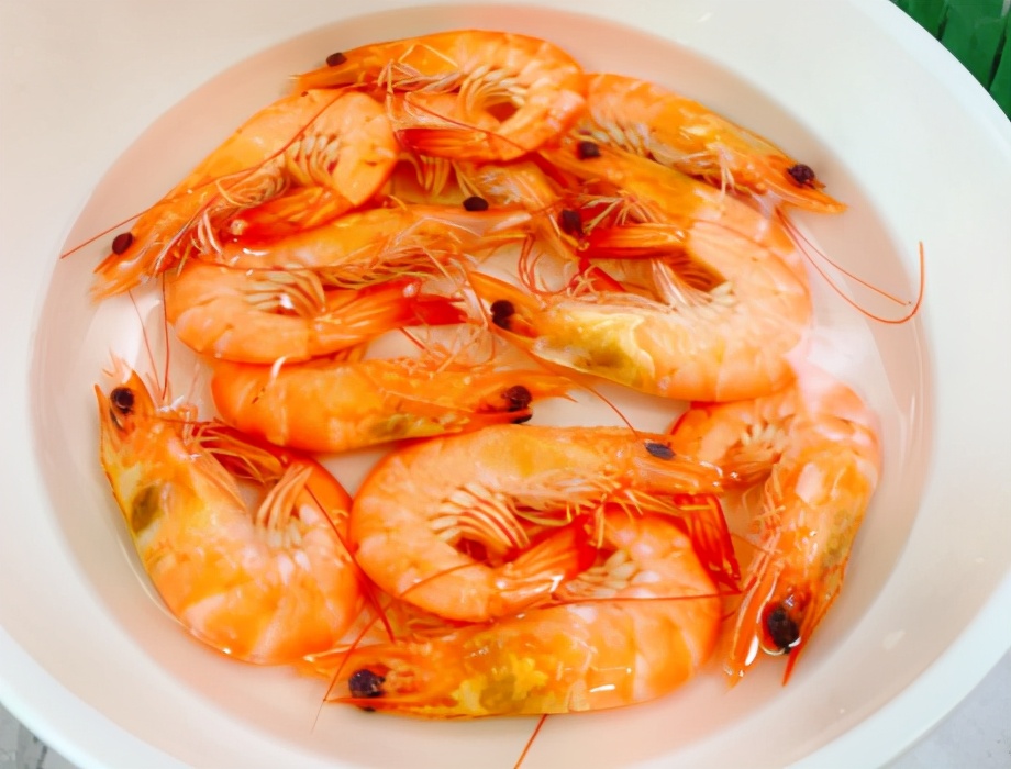 图片[4]-水煮虾的做法步骤图 虾肉鲜嫩味美无腥味-起舞食谱网