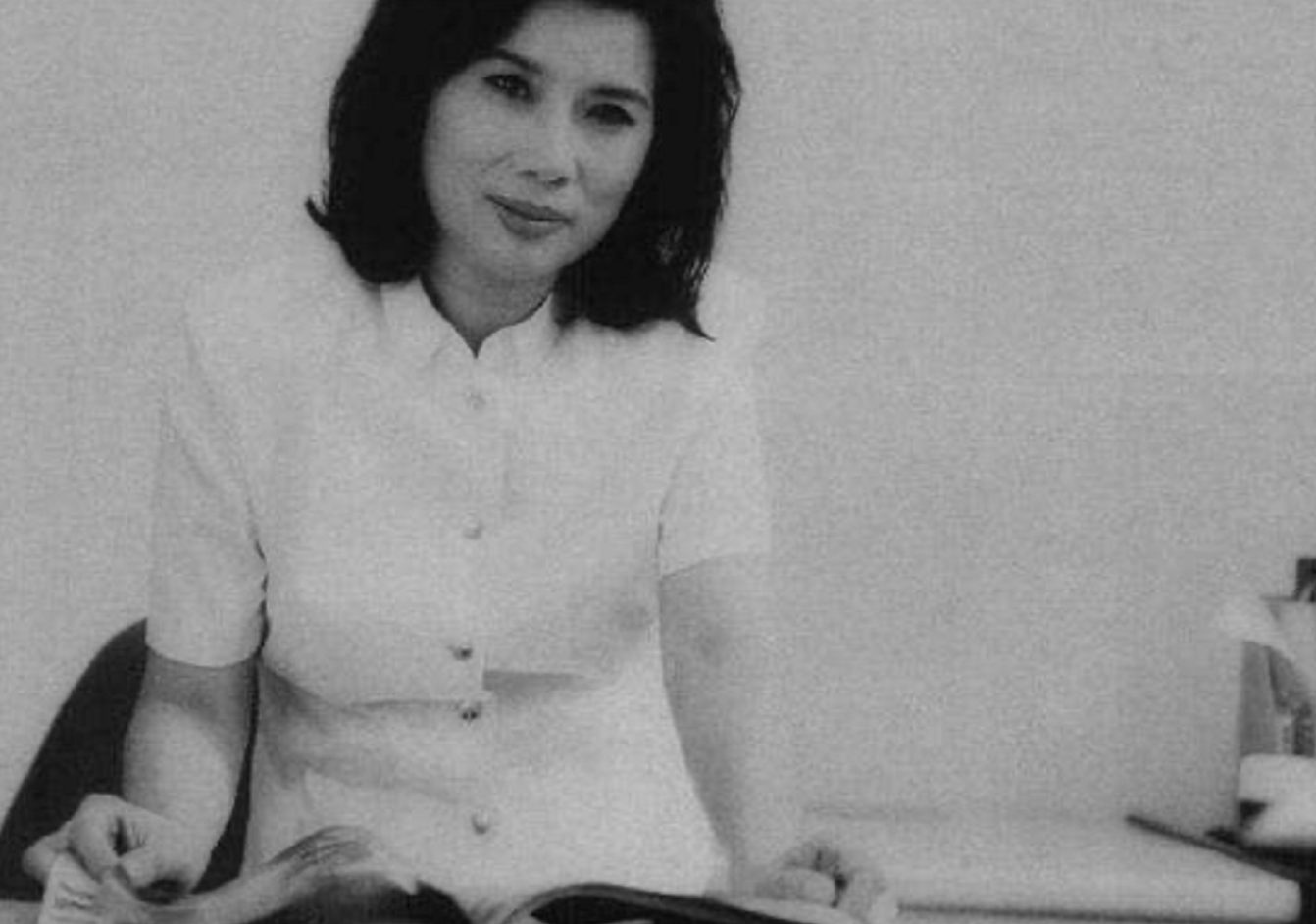 董明珠“被亲哥踢出族谱”冲上热搜：人到高位，众叛亲离