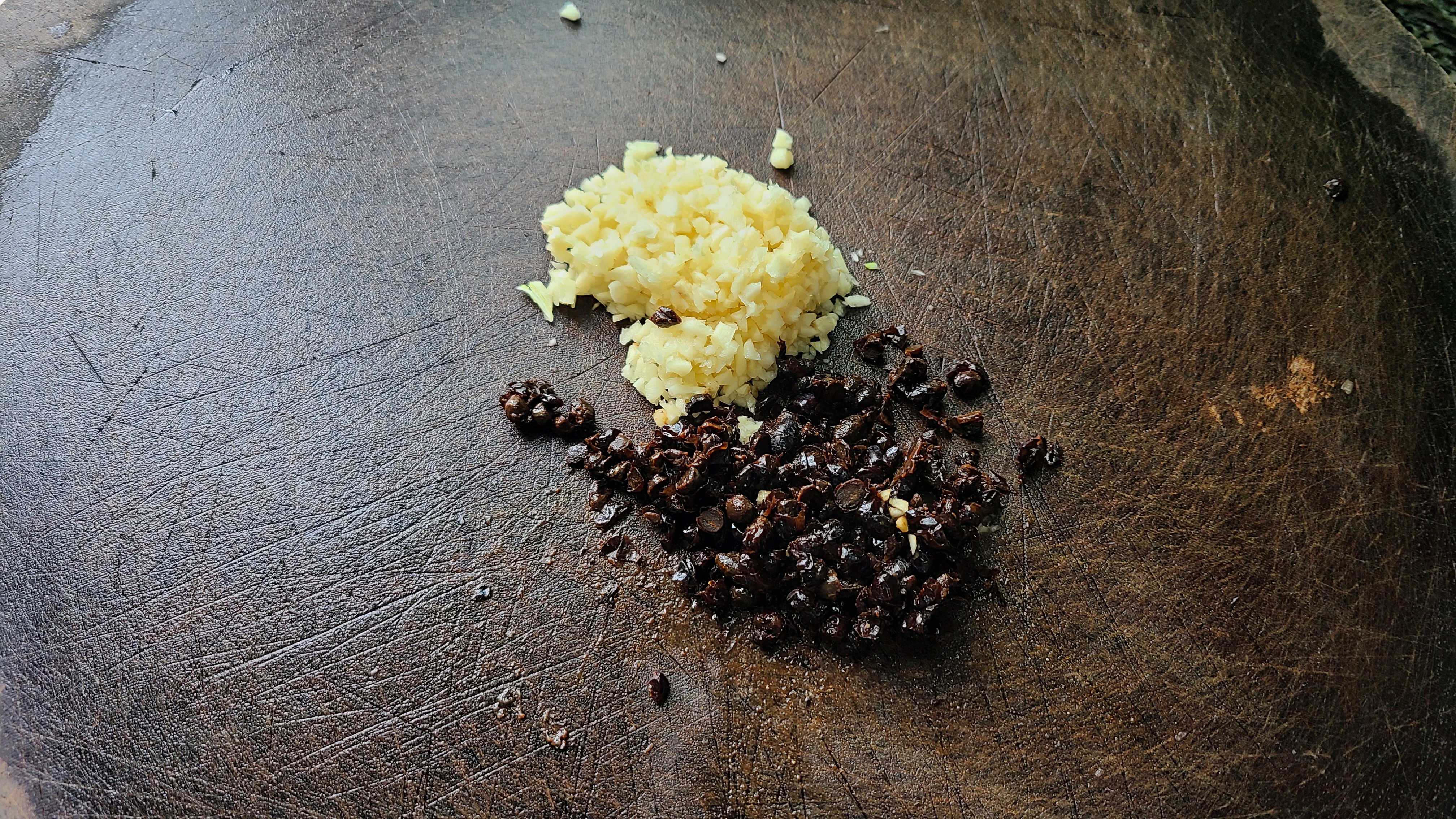 豆豉蒸魚，學會這一道廣東家常菜，我家一周吃幾次，太香了