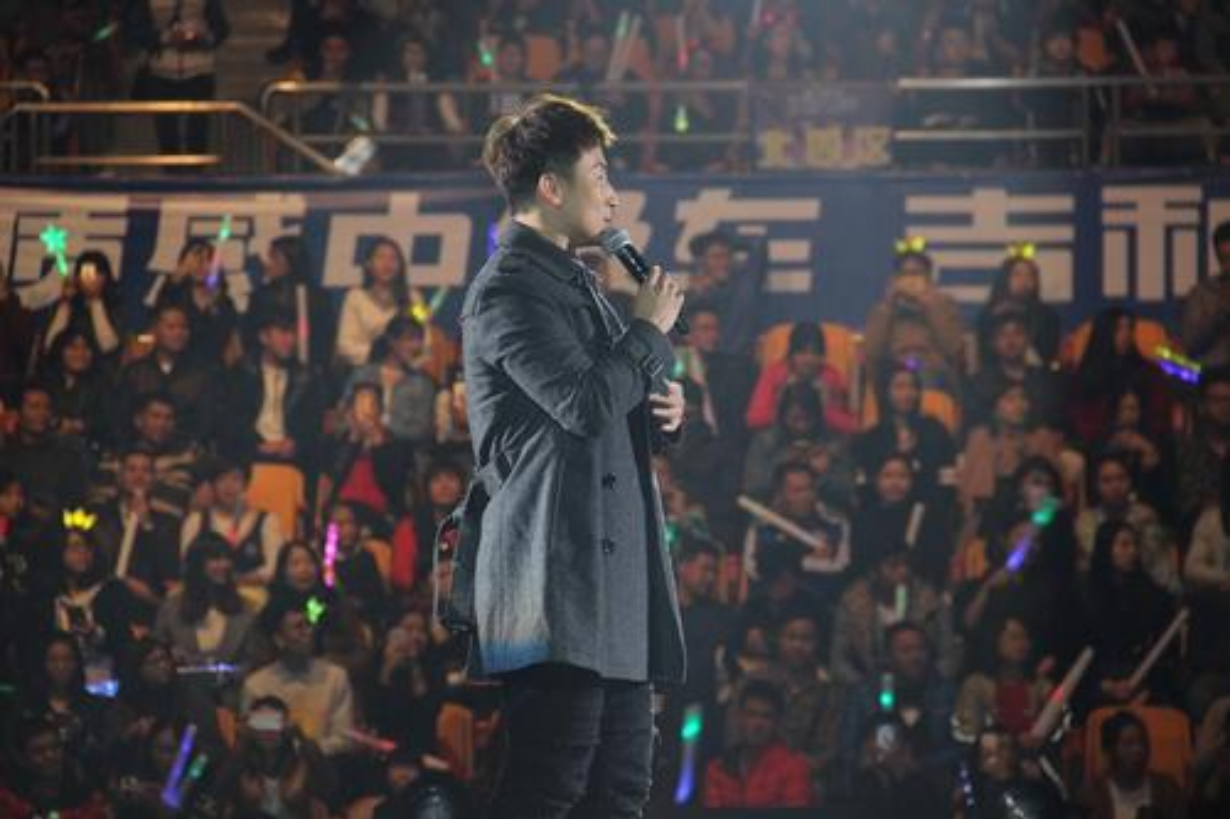 他图一嘴之快被封杀，准备复出妻子又患癌，无