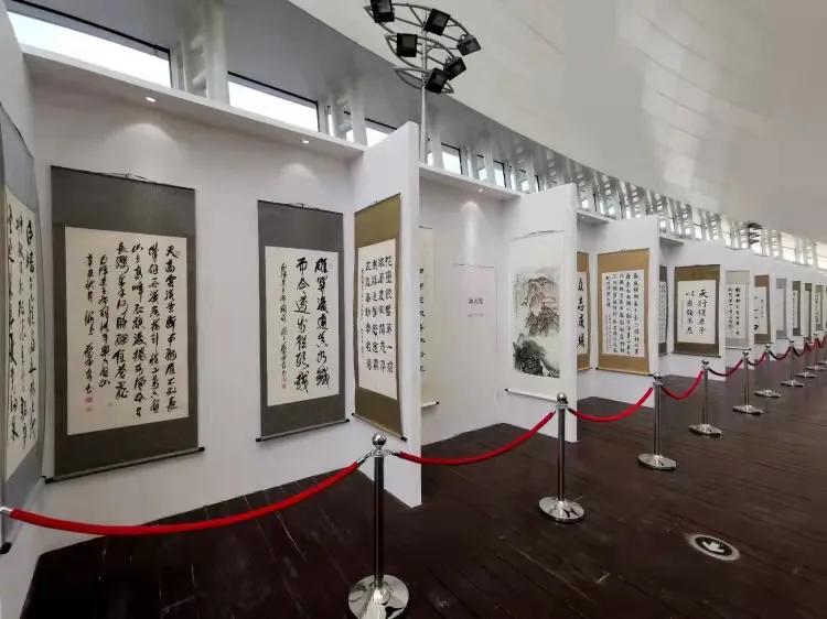 “建党百年﹒翰墨礼赞”将军书画展开幕