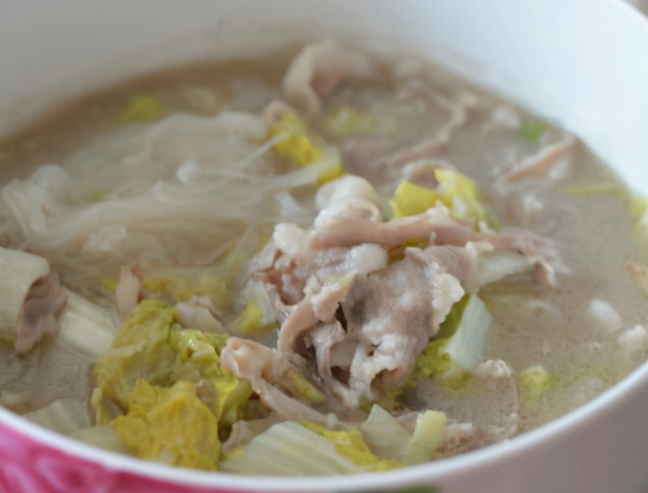 图片[1]-白菜粉丝羊肉汤的做法-起舞食谱网