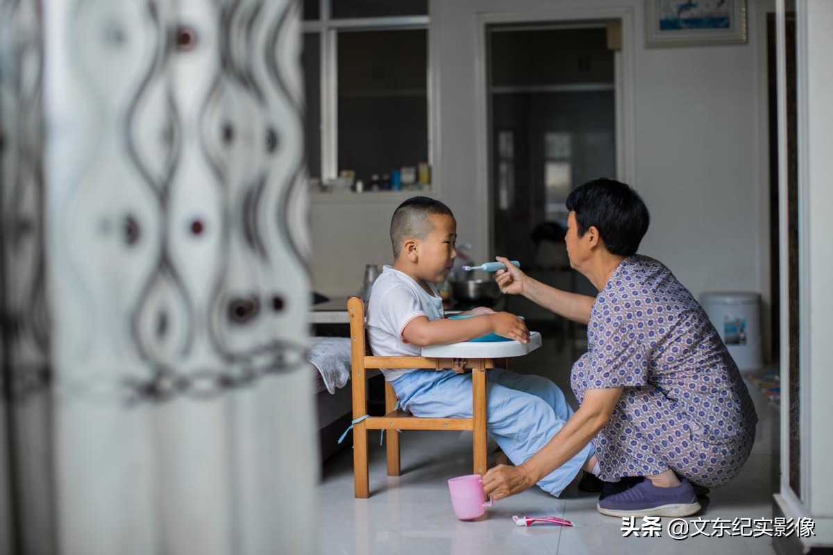 河南女子为爱远嫁甘肃，不料却遭命运作弄，经历让人心酸-第2张图片-大千世界