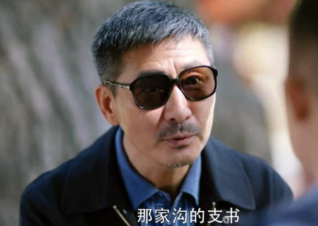 《津门飞鹰》后再无新作推出，钱雁秋梁冠华张