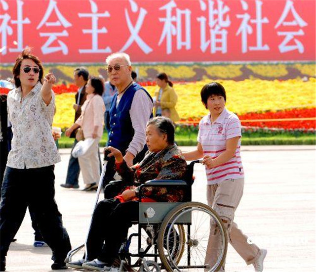 社会主义中国何时超越资本主义美国？共产主义能实现吗？