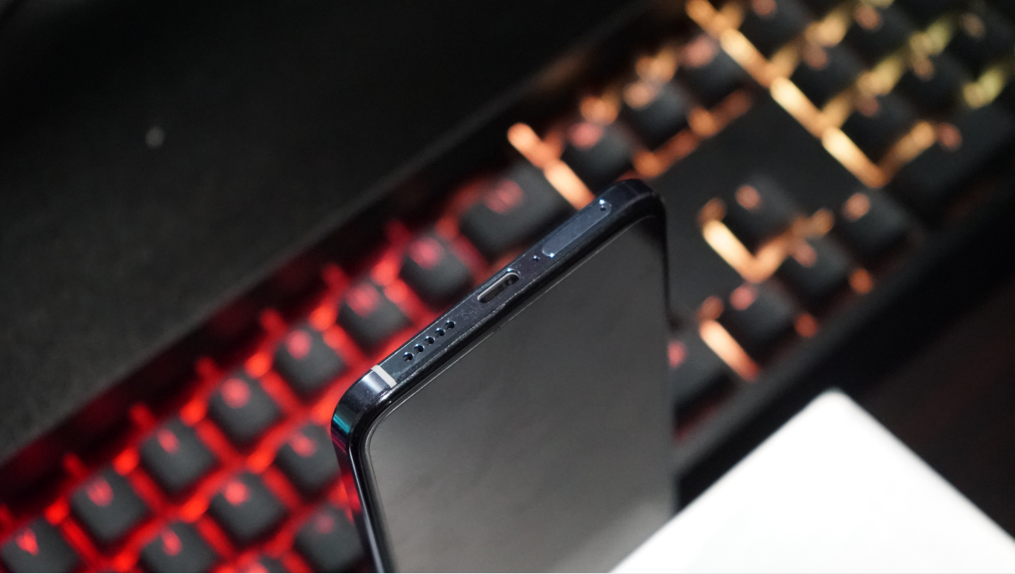 vivo S10 Pro评测总结：能够打动年轻人的，不只是自拍