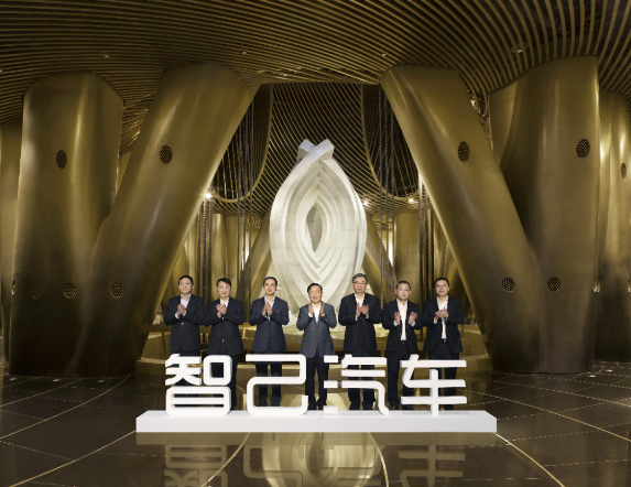 100亿！上汽、阿里巴巴合体：国产全新高端车来了