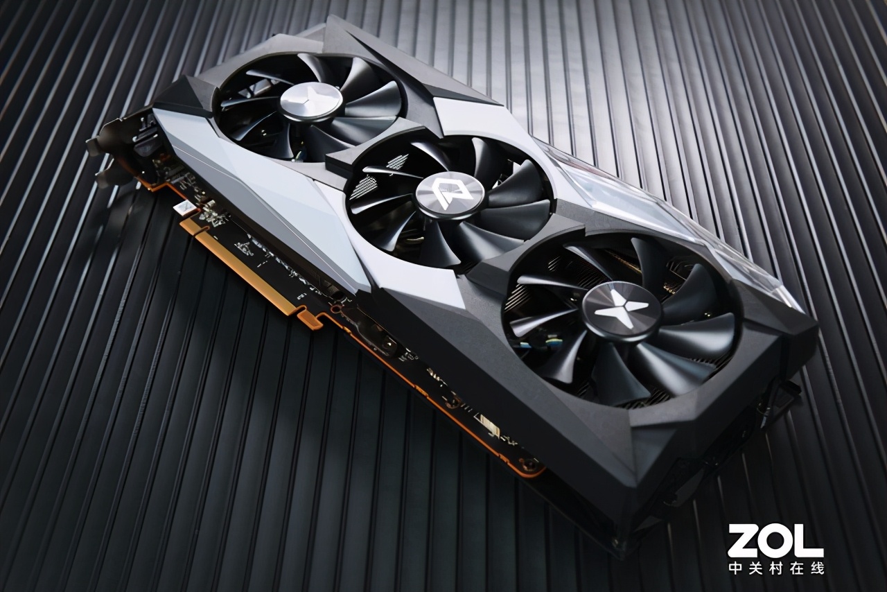 迪兰RX 6800 XT X战神评测：披袍擐甲 战神归来