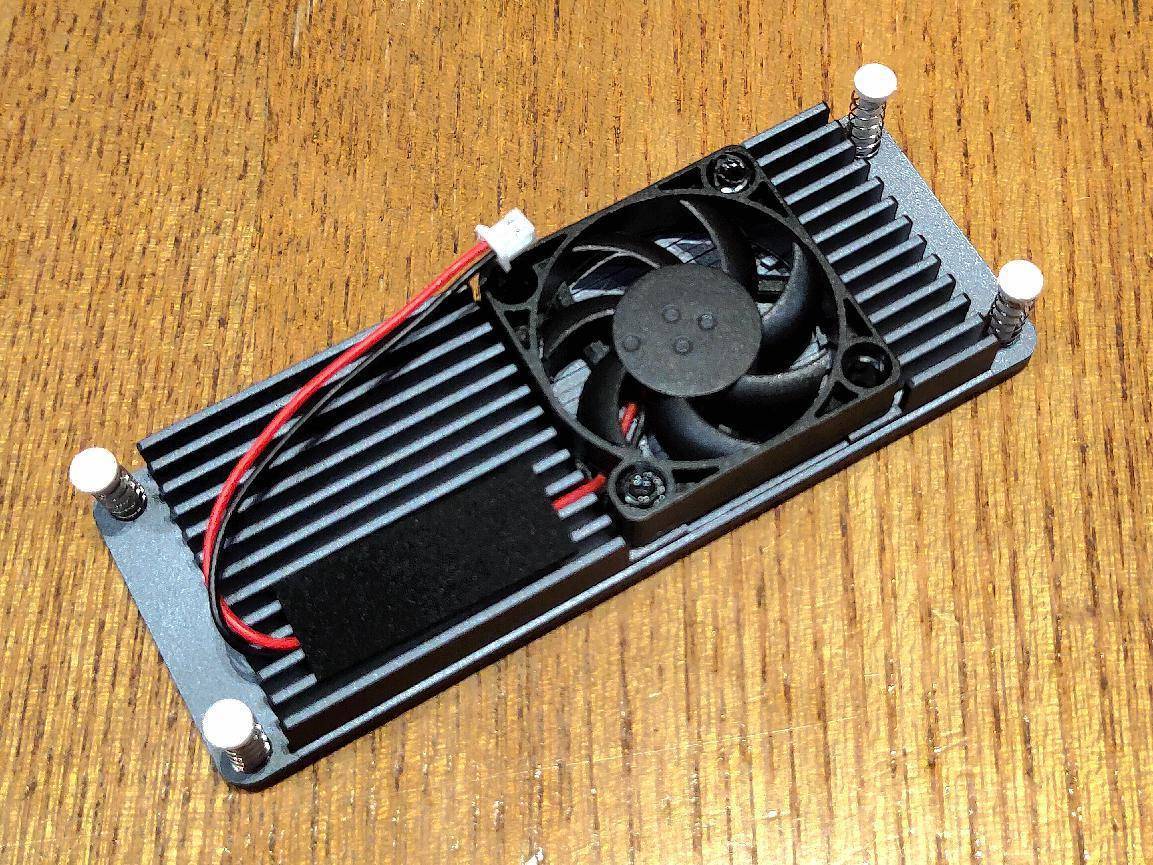 Orico USB3.2 NVMe硬盘盒套装20G雷速评测