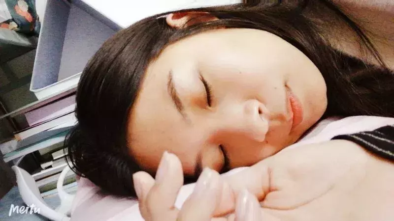 北师大精致妹子以宿舍为单位cos电影海报,可以集体出道了